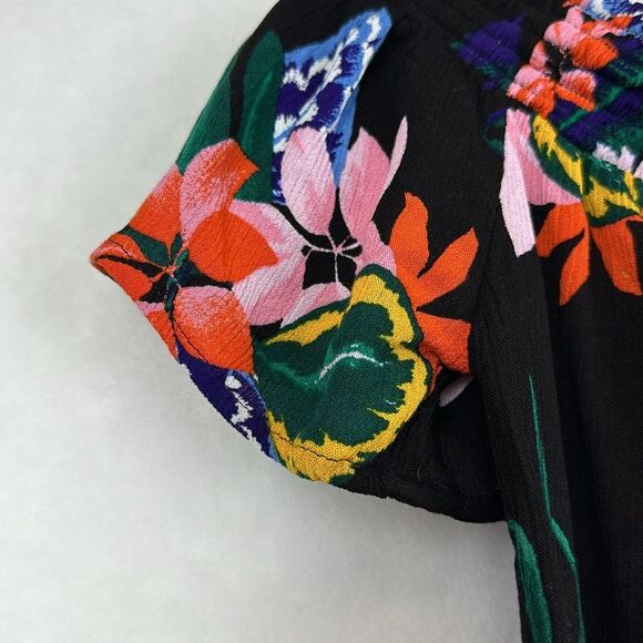 Old Navy Floral Print Smocked off shoulder top Size Small Off Shoulder - Picture 4 of 8